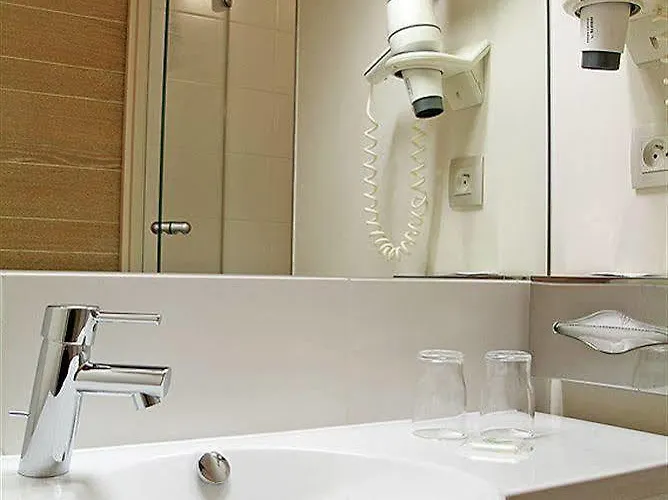 Hôtel-spa Le Moulin De - Strasbourg Nord Hotel 4*